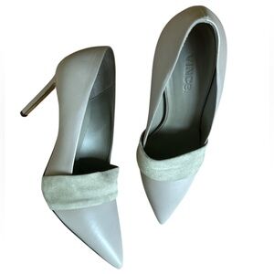 Vince Gray Pointed-Toe Leather Pumps with Suede Band